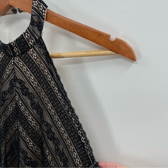 Wet Seal Black Lace Halter Neck Y2K Bodysuit Size Small - Picture 3 of 9